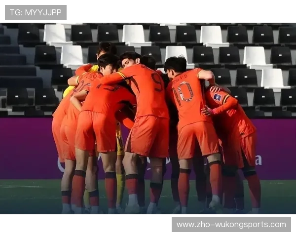 佛罗伦萨加时赛惊险晋级，主帅面临阵容轮换与体能分配难题